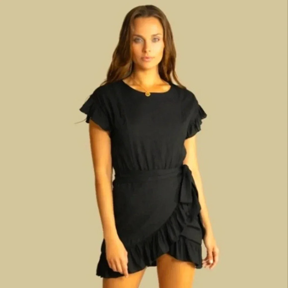 Aritzia Dresses & Skirts - Aritzia Wilfred Ninette Crepe Faux Wrap Mini Dress Ruffles Black
